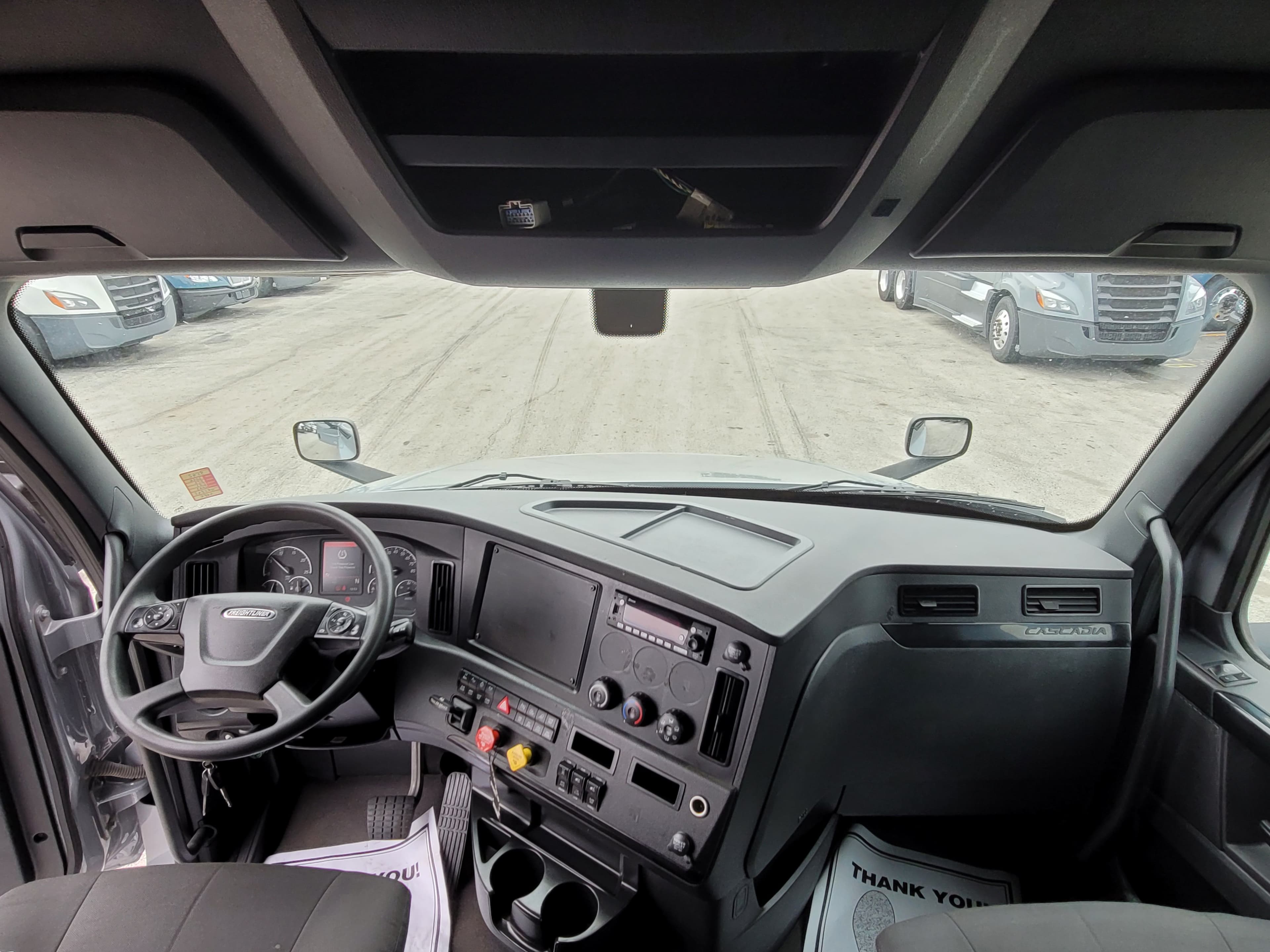 2024 Freightliner Cascadia 125 image 9