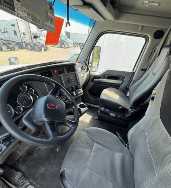 2020 Kenworth T680 image 5