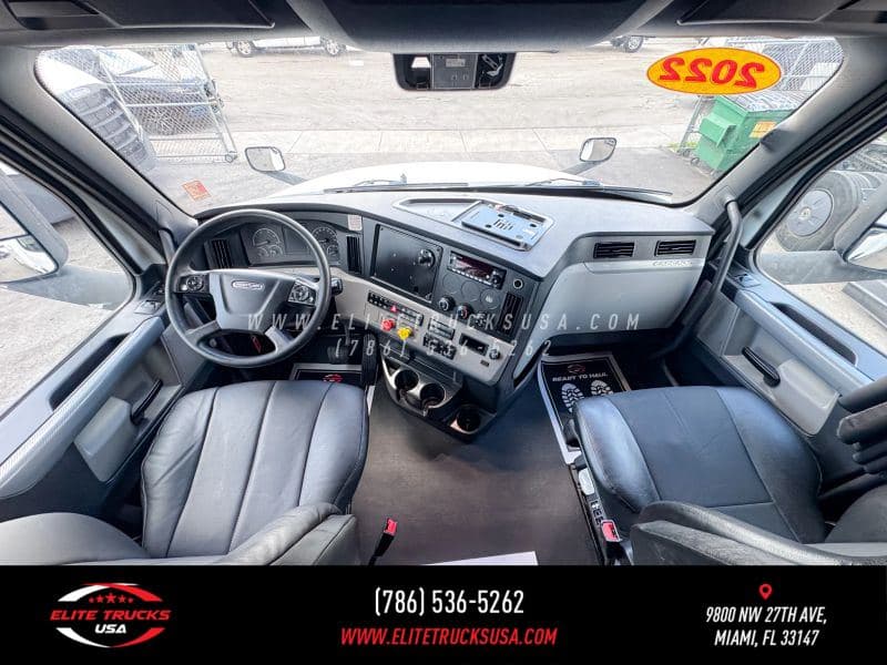 2022 Freightliner Cascadia 126 image 18