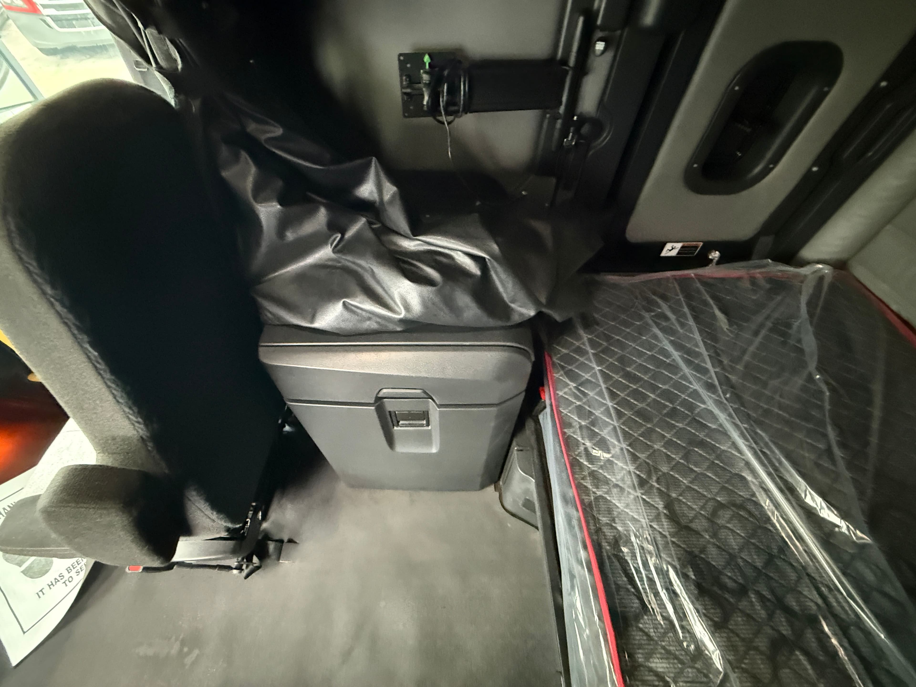 2021 Freightliner Cascadia 126 image 30