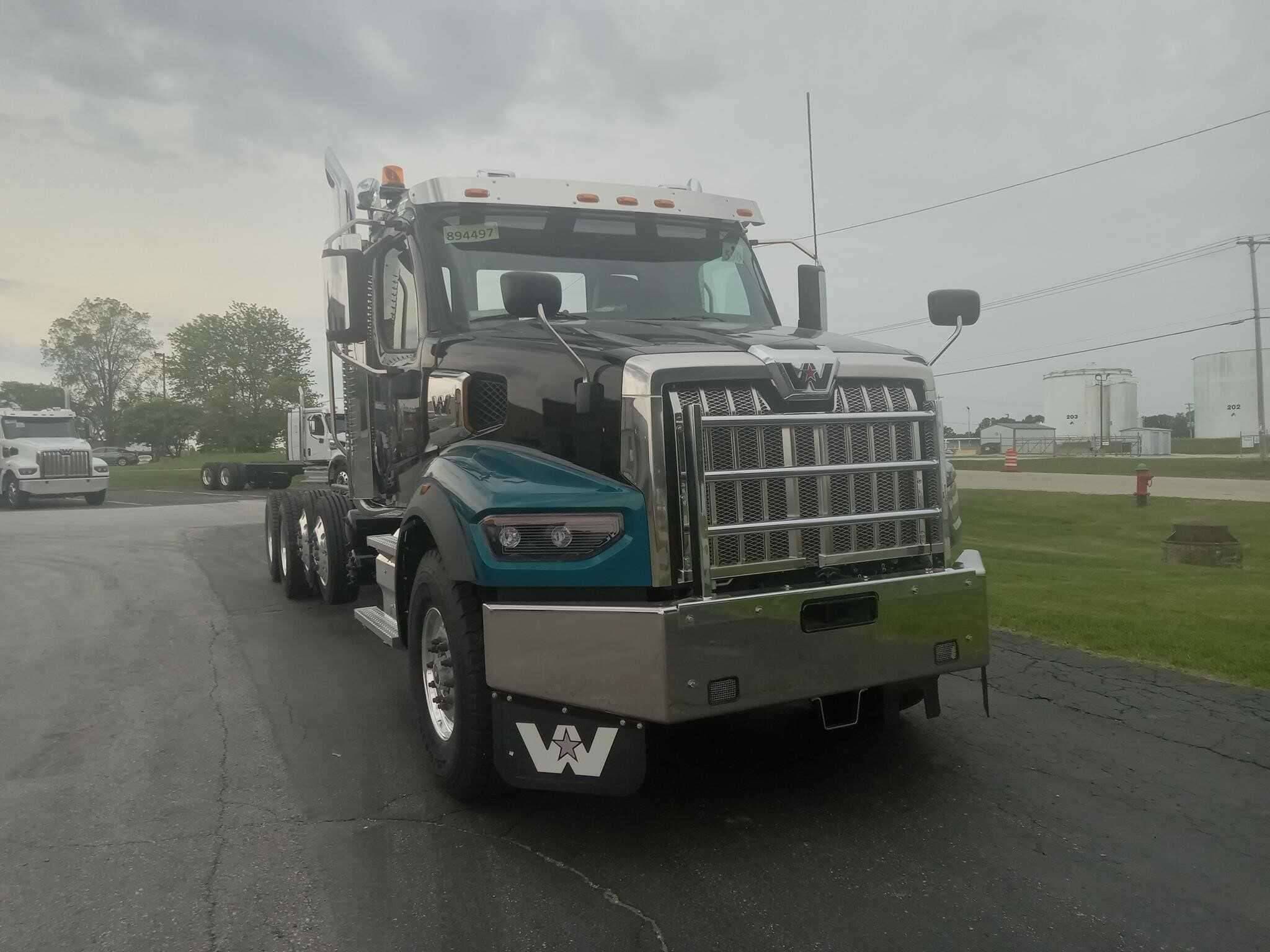 2025 Western Star 49X Chassis image 3