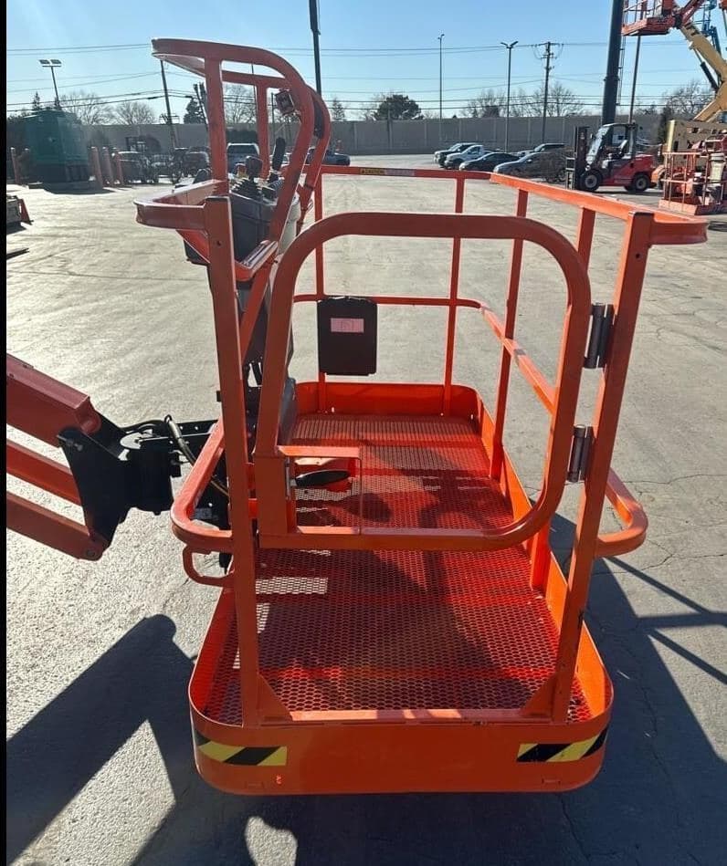 2023 JLG 460SJ PL04788 image 7