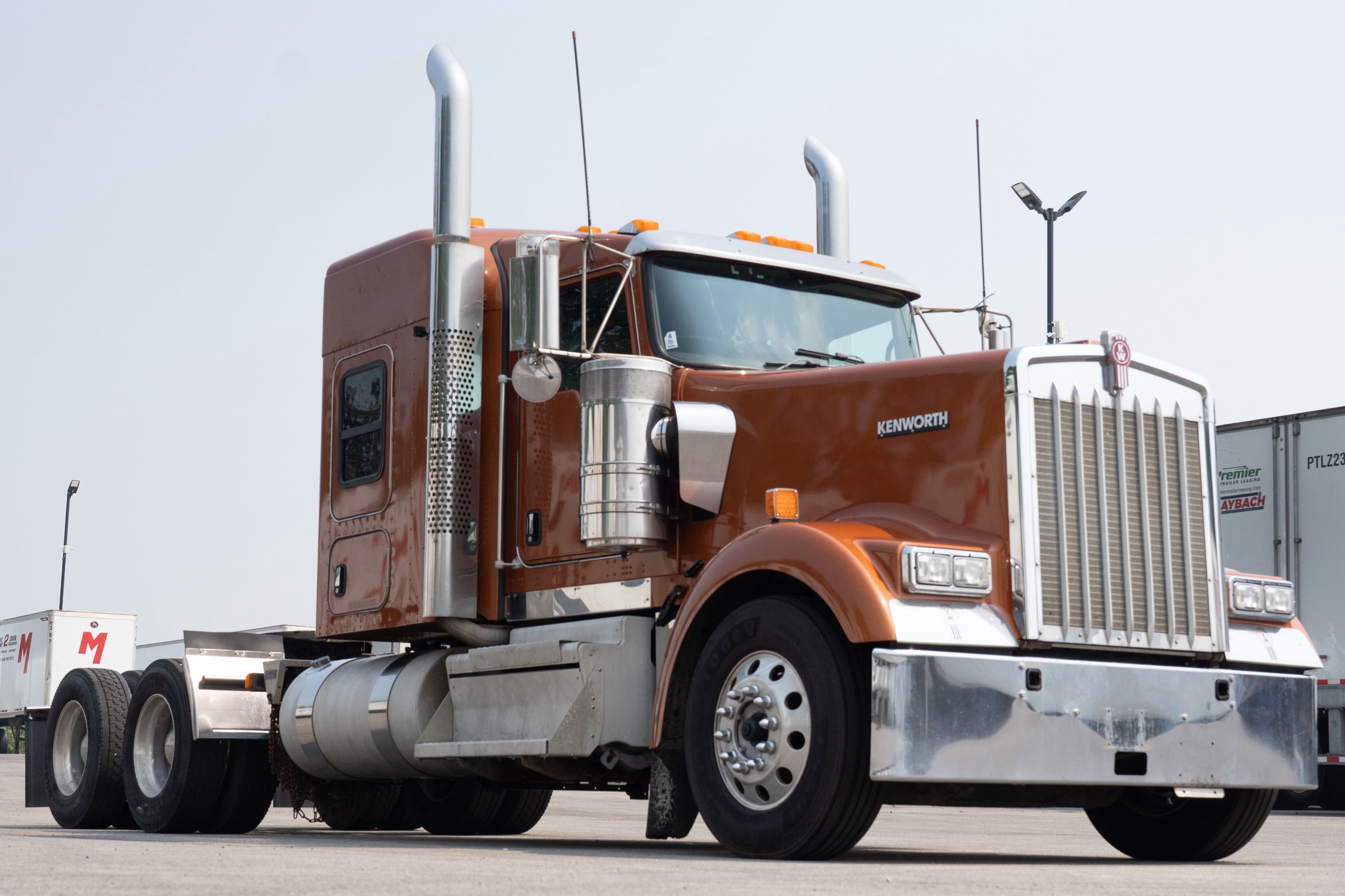 2020 Kenworth W9 Series image 3