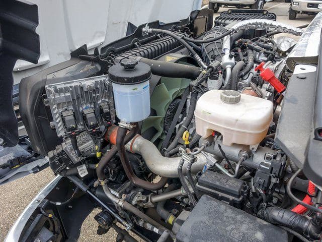2024 Chevrolet Silverado 4500HD Work Truck image 20