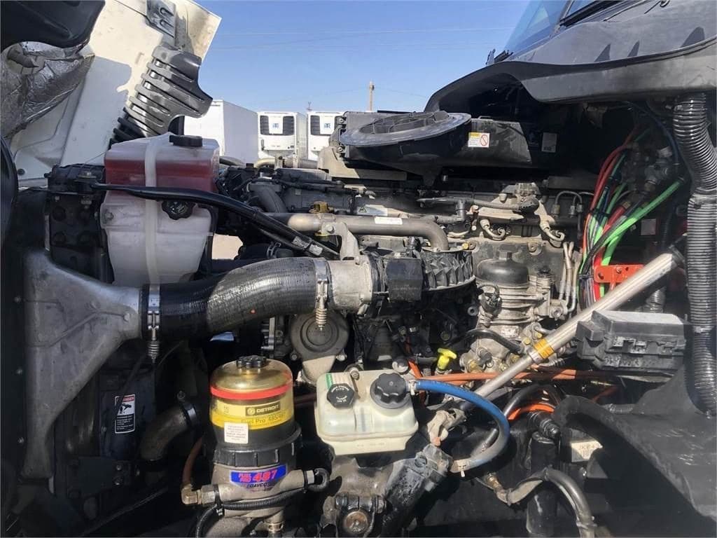 2018 Freightliner Cascadia image 14