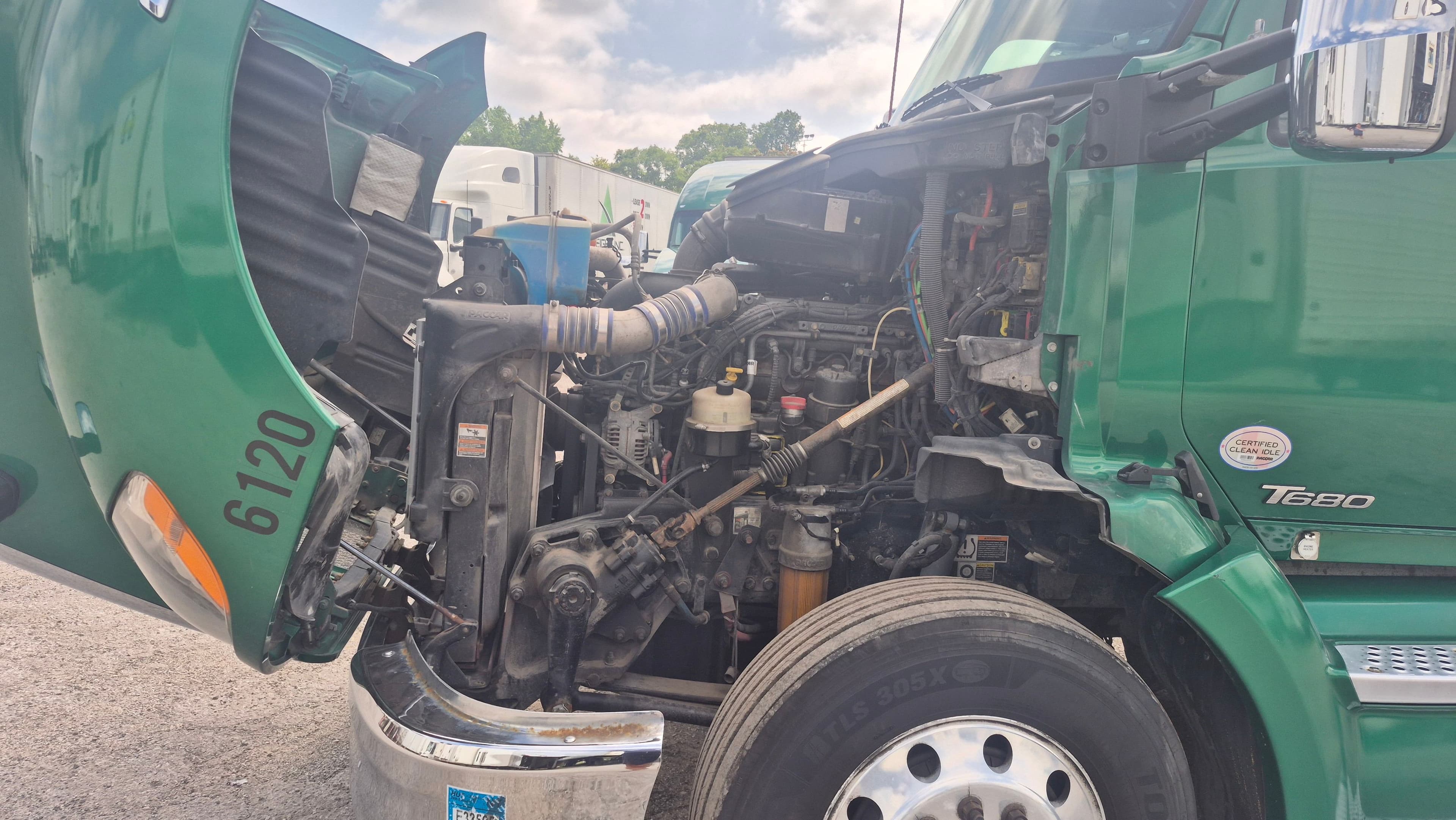 2019 Kenworth T680 image 14