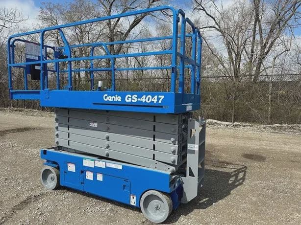 2017 GENIE GS-4047 image 3