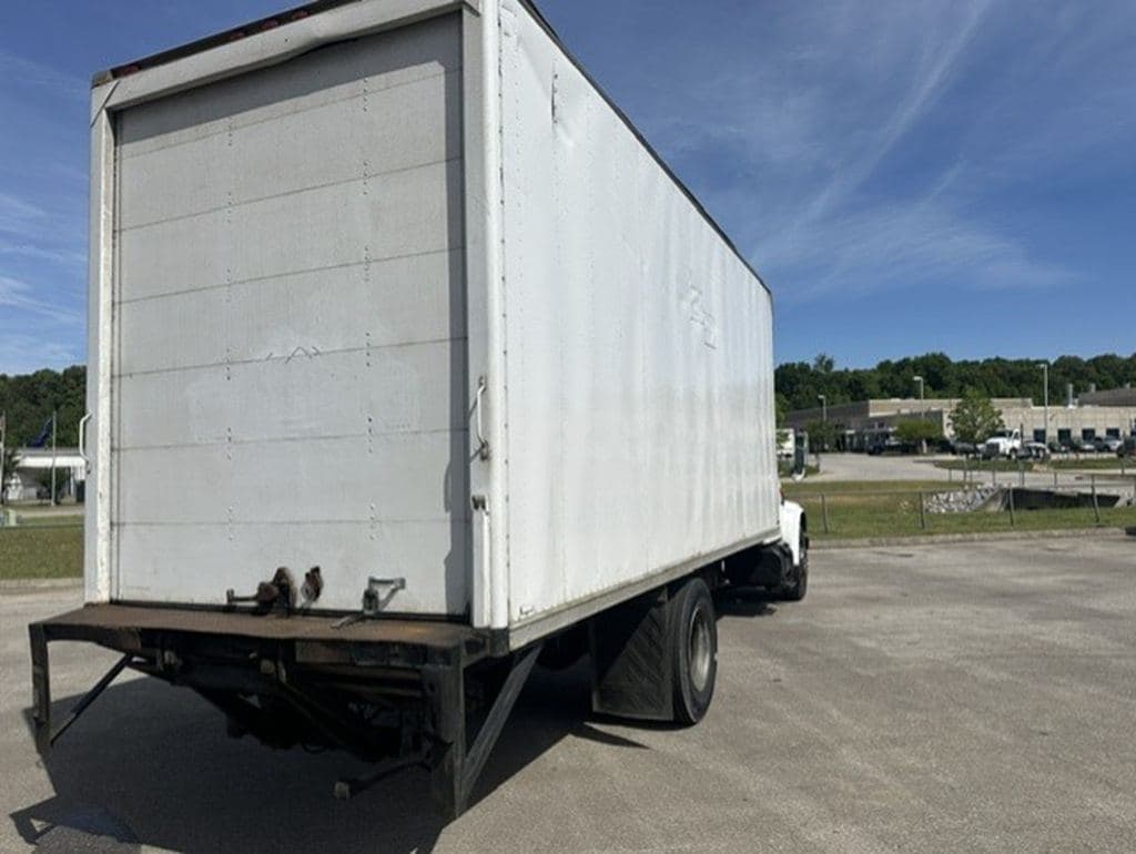 Used 1993 INTERNATIONAL 4700 image 10