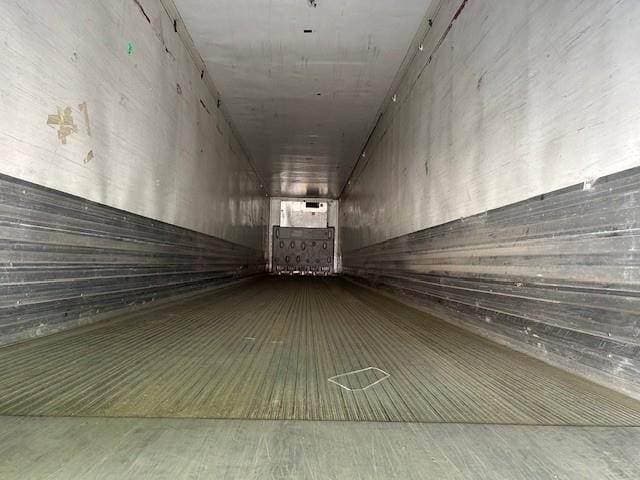 2006 Great Dane HIGH CUBE ROLL DOOR SPREAD AXLE WITH TK REEFER UNI Reefer Trailer image 5