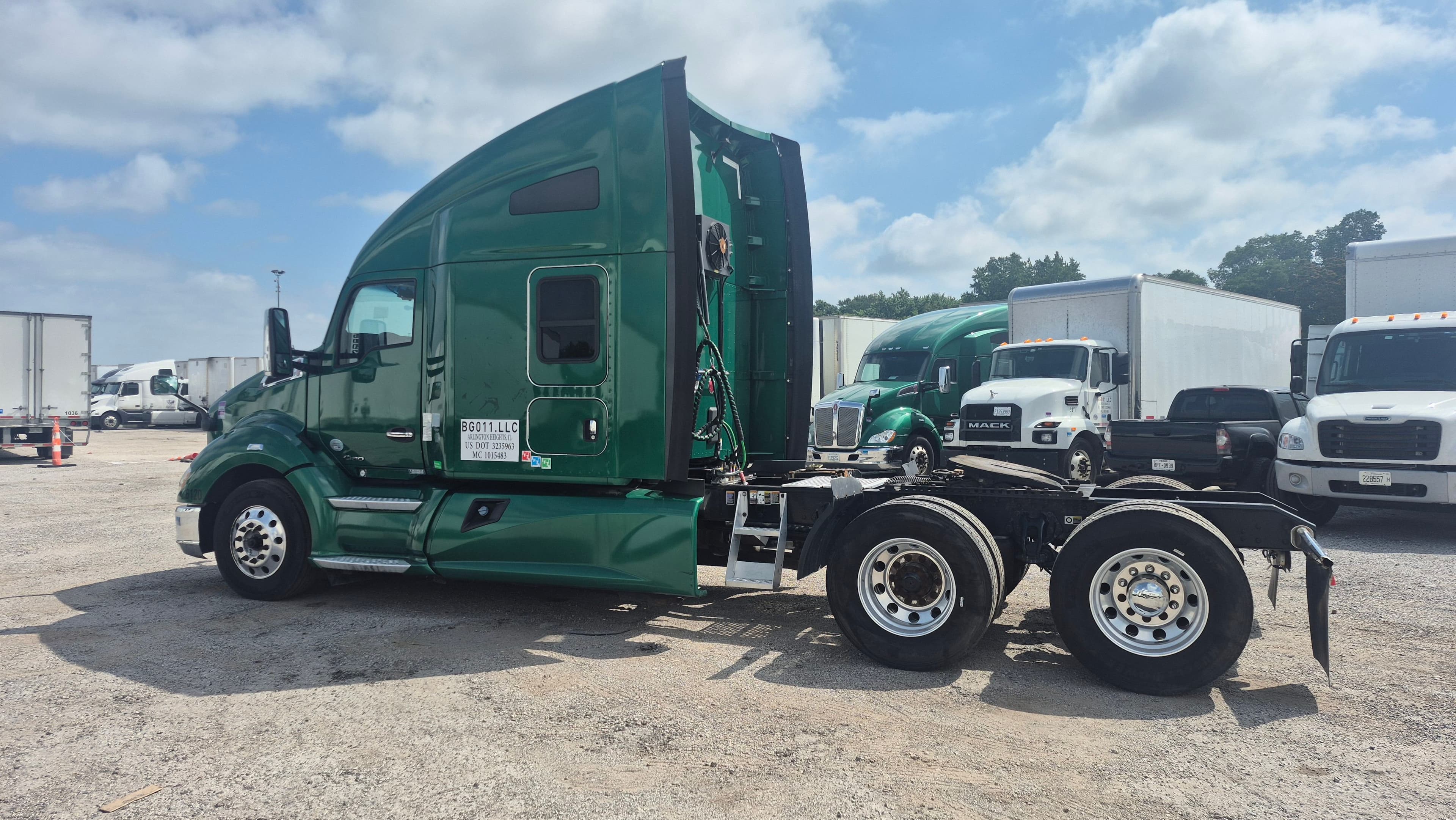2019 Kenworth T680 image 6