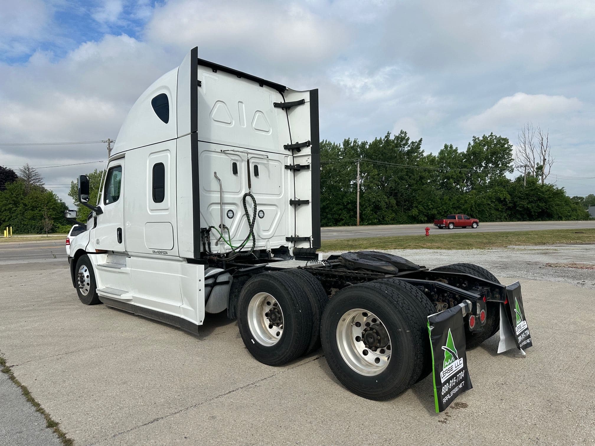 2022 Freightliner Cascadia image 6