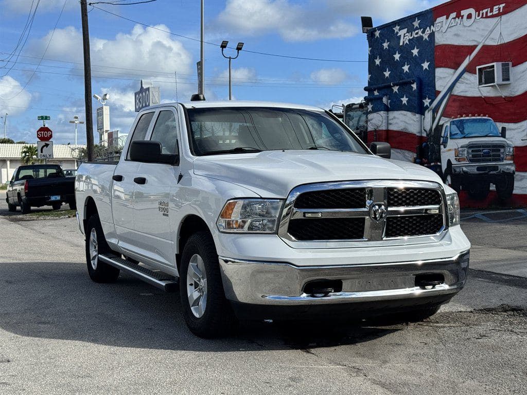 2020 Ram 1500 DS image 1