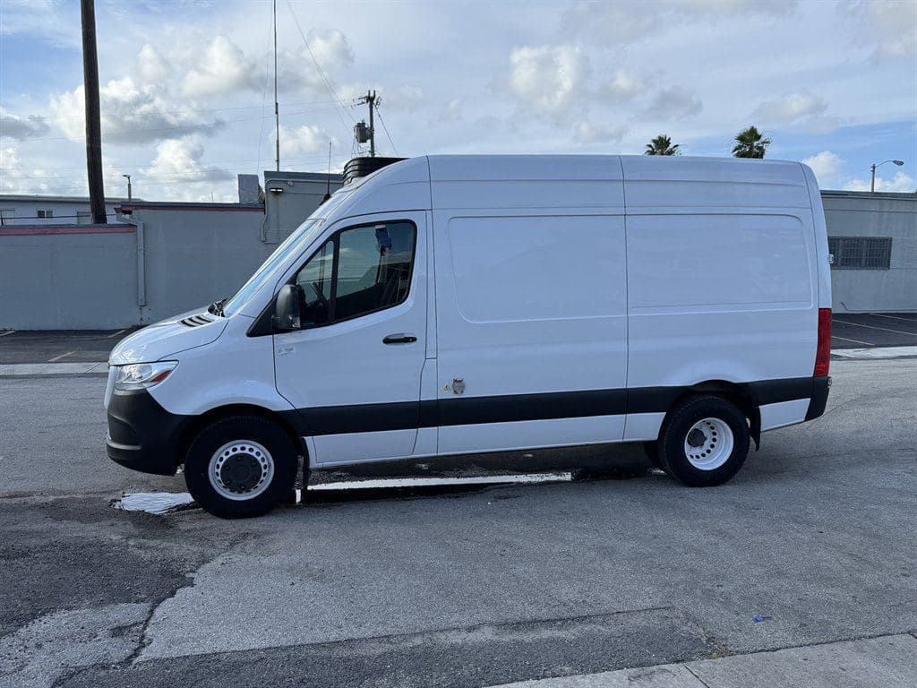 2019 Freightliner Sprinter 3500 image 6