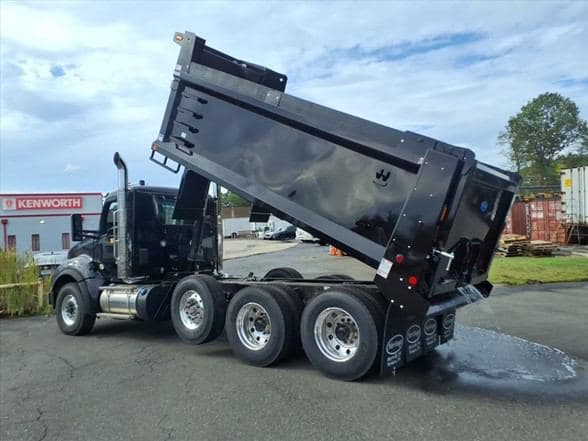 2026 Kenworth T880 image 8