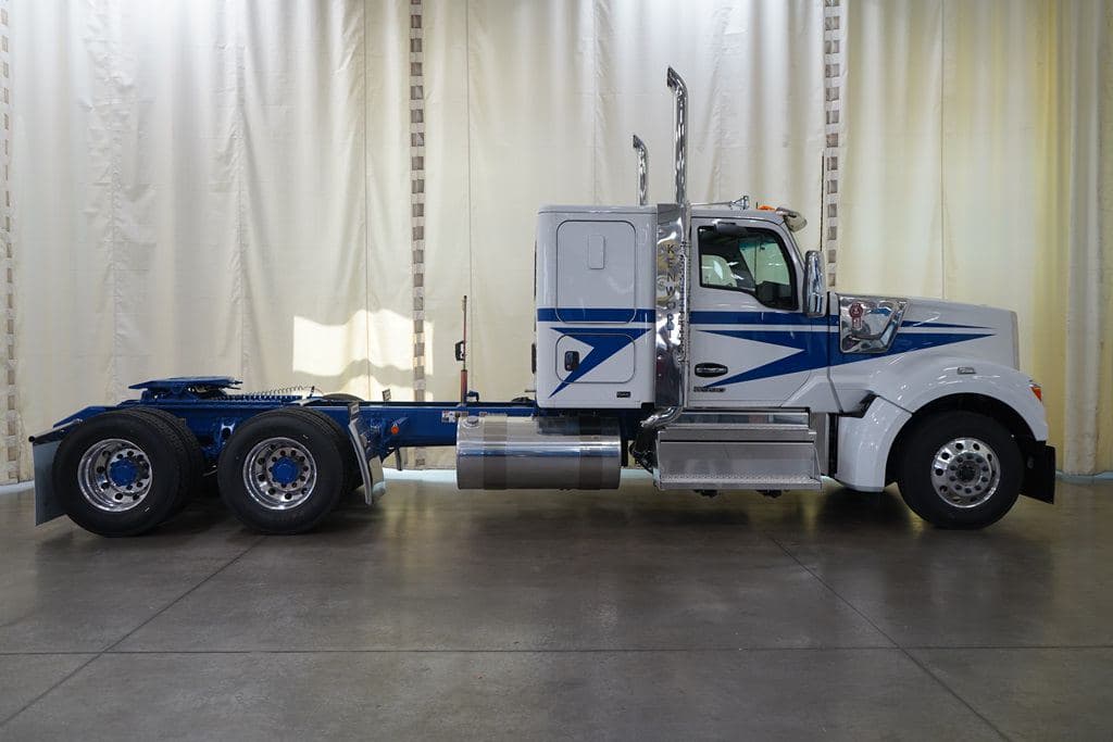 New 2027 KENWORTH W990 image 6