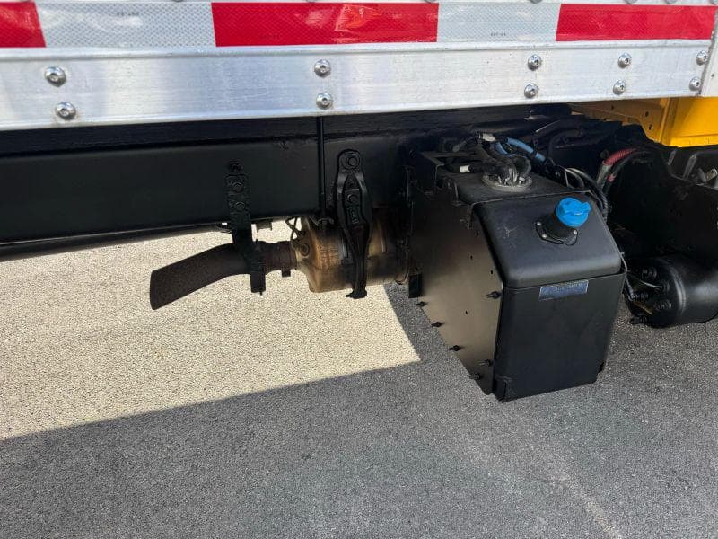 2019 International 4300 image 21