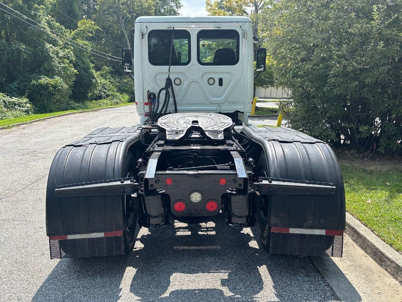 2019 Freightliner Cascadia 113 image 9