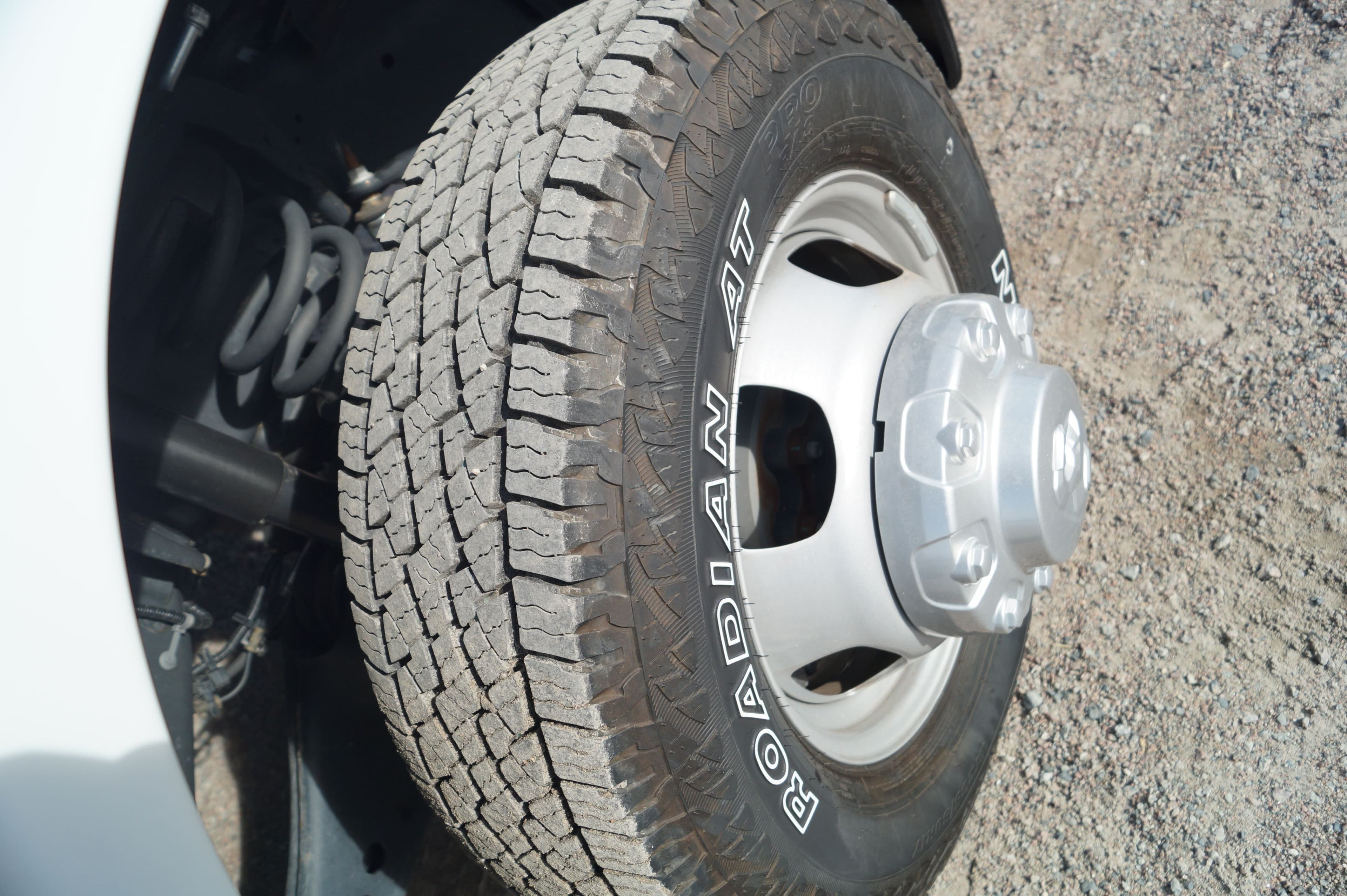 2023 RAM 3500 Tradesman - Cab Chassis - 4WD 6.4L V8 HEMI image 24