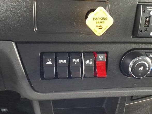 2024 Kenworth T280 image 12