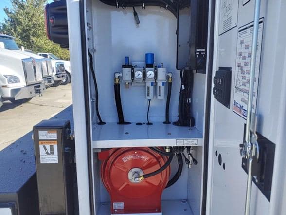 2025 Ford 4143D image 13