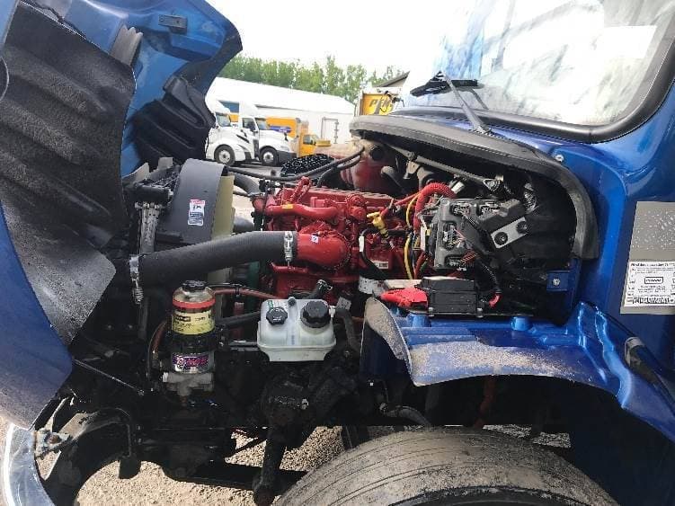 2021 Freightliner M2 image 6