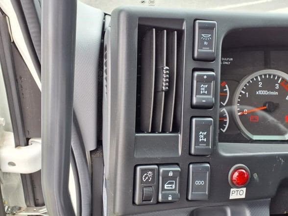 2025 Isuzu FTR image 15