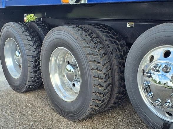 2025 Kenworth D5 image 26