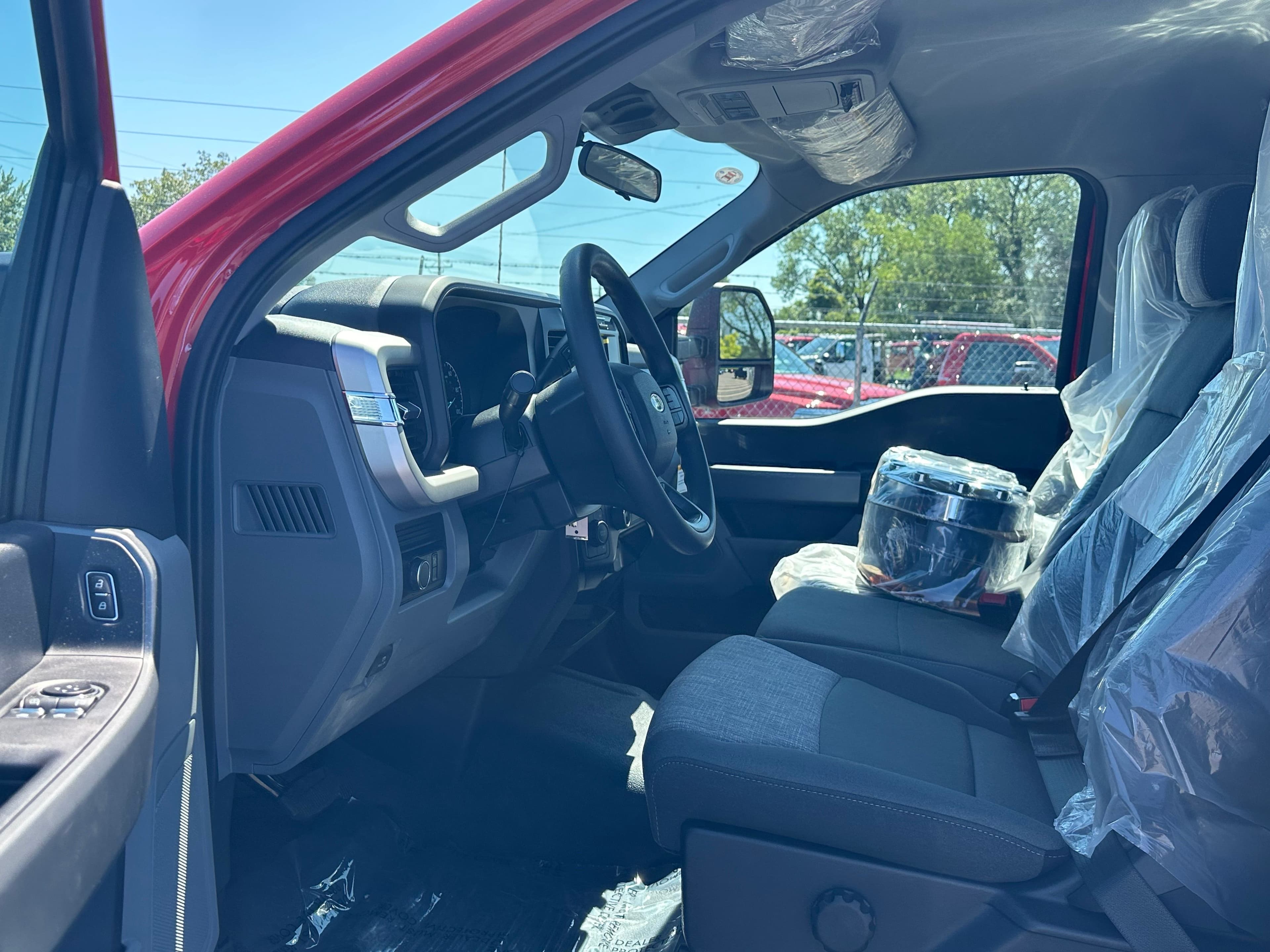 2023 Ford F-550 F Series Super Duty XLT CALIFORNIA COMPLIANT 19.5' STL  (SK#: 6039C) image 11