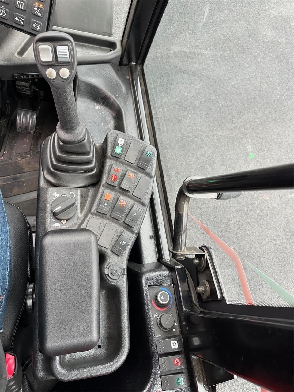 2023 MANITOU MLA6-65 H-Z AL0456 image 8