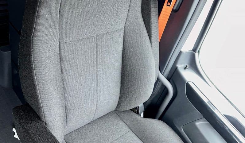 2025 Freightliner Cascadia image 10