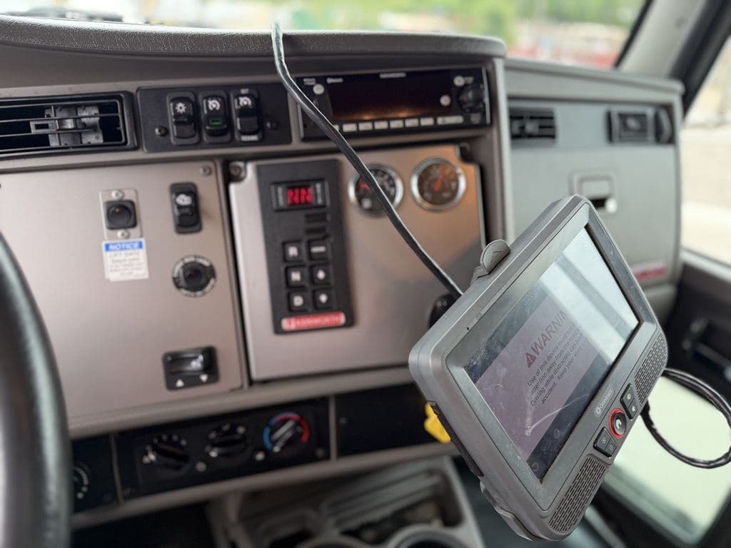 Used 2022 KENWORTH T270 image 21