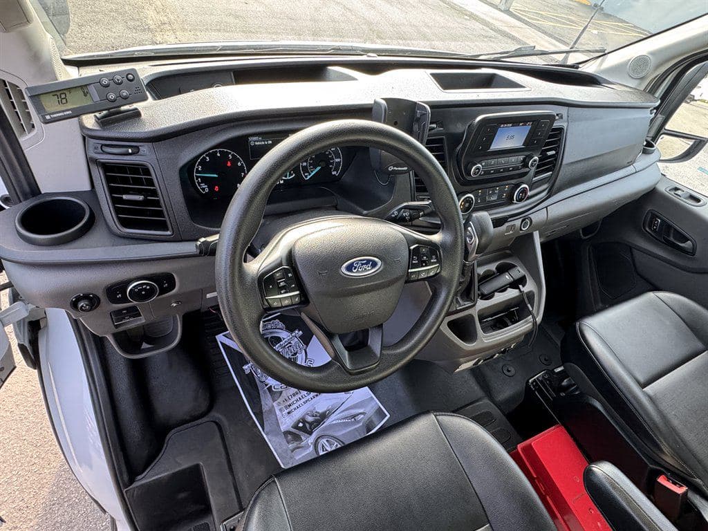 2023 Ford Transit T-350 image 55