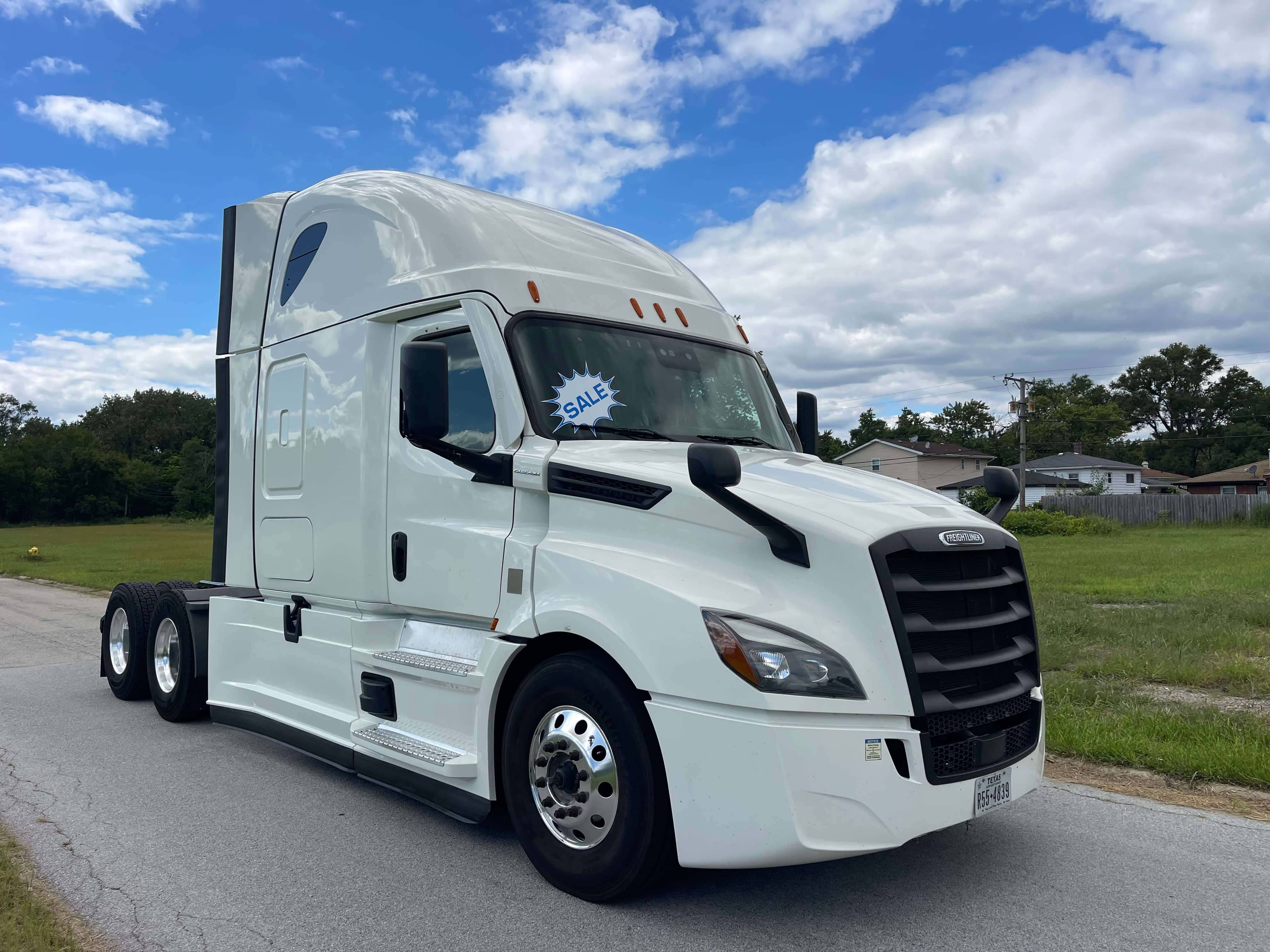 2022 Freightliner Cascadia 126 image 3