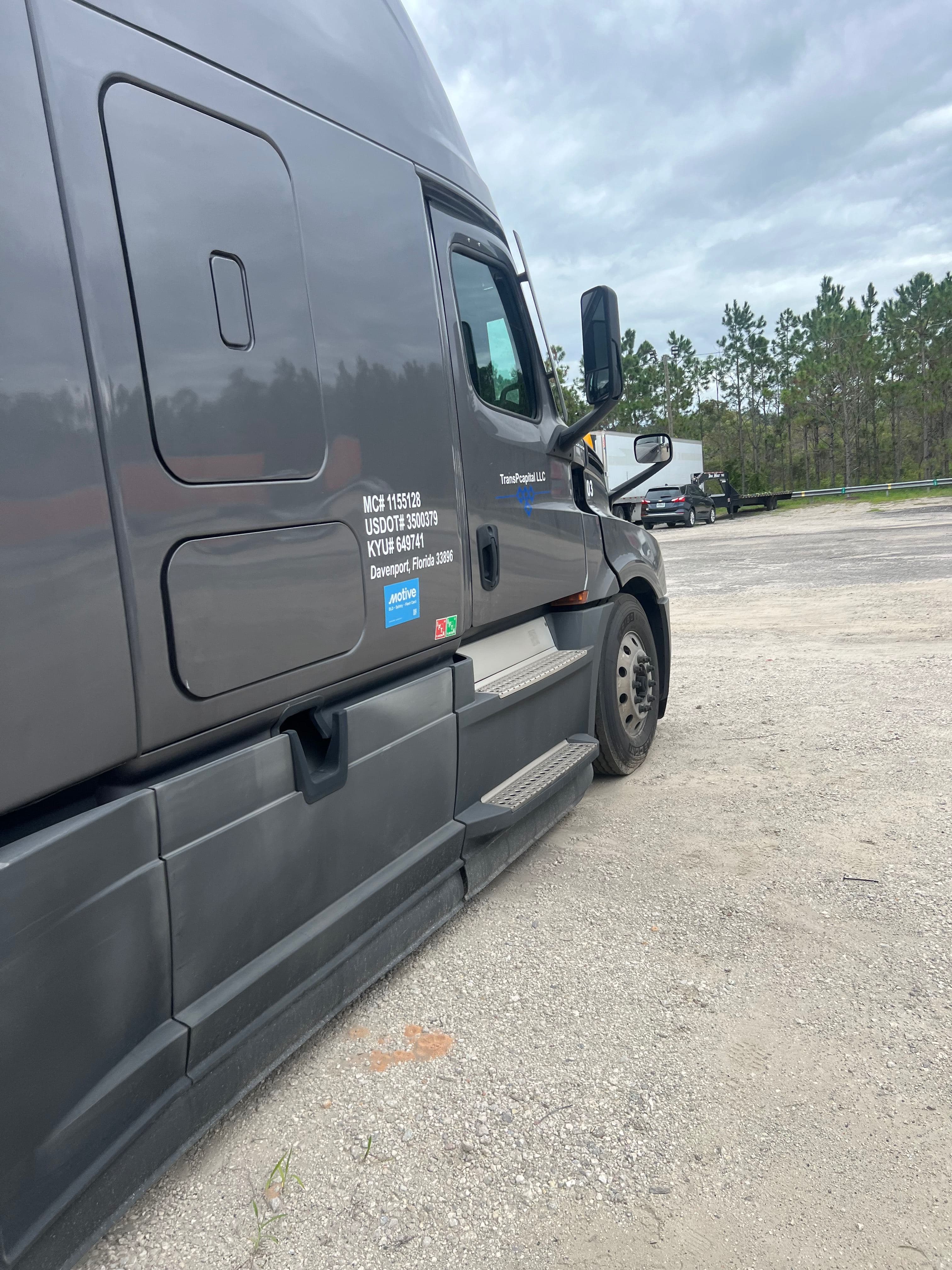 2020 Freightliner Cascadia image 6