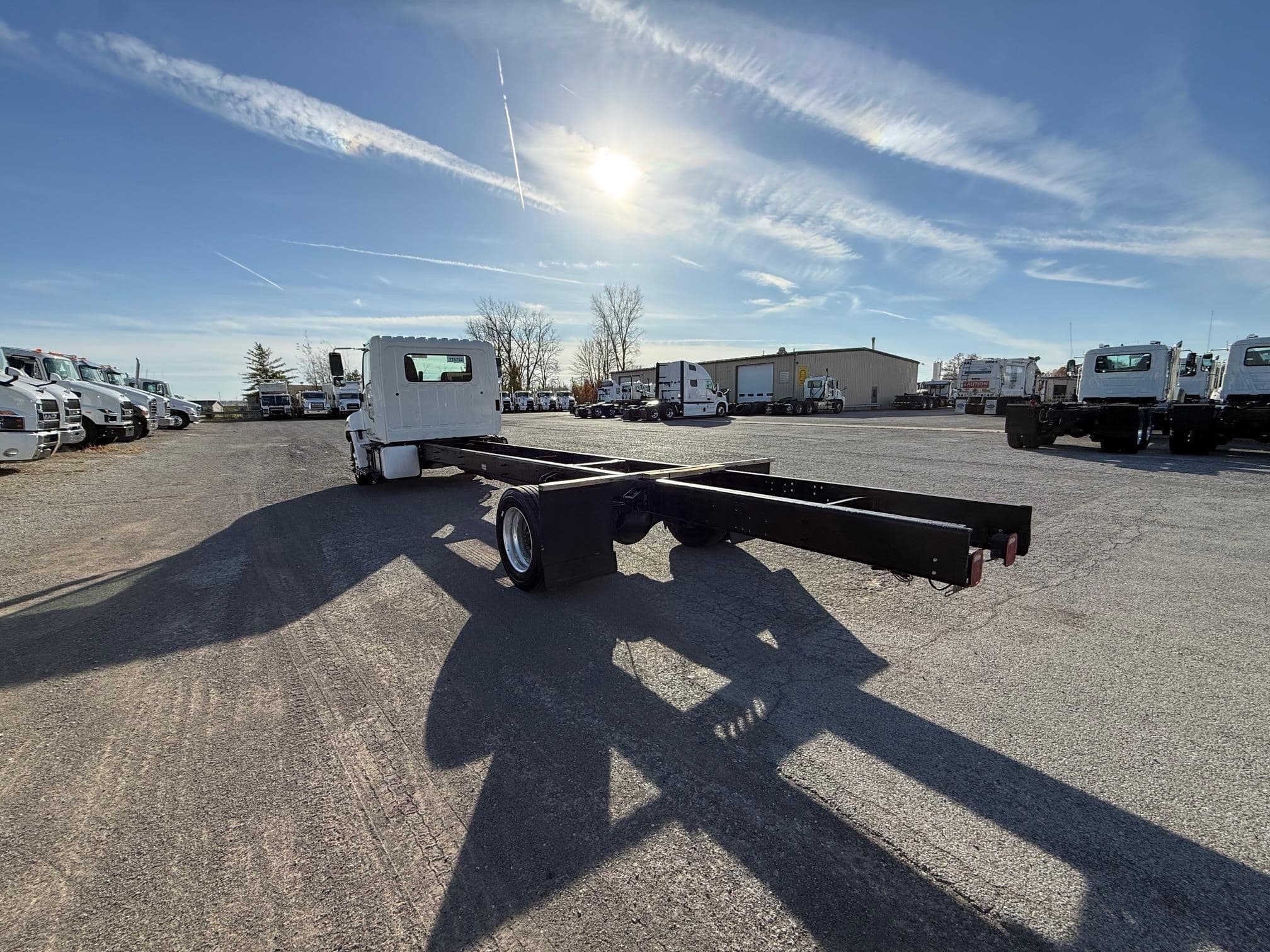 2020 HINO 268 115712 image 5