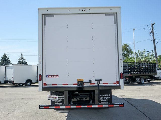 2024 Chevrolet Silverado 5500HD Work Truck 20'x96"x91" Box Truck image 4