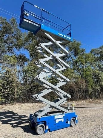 2013 GENIE GS-3232 image 7