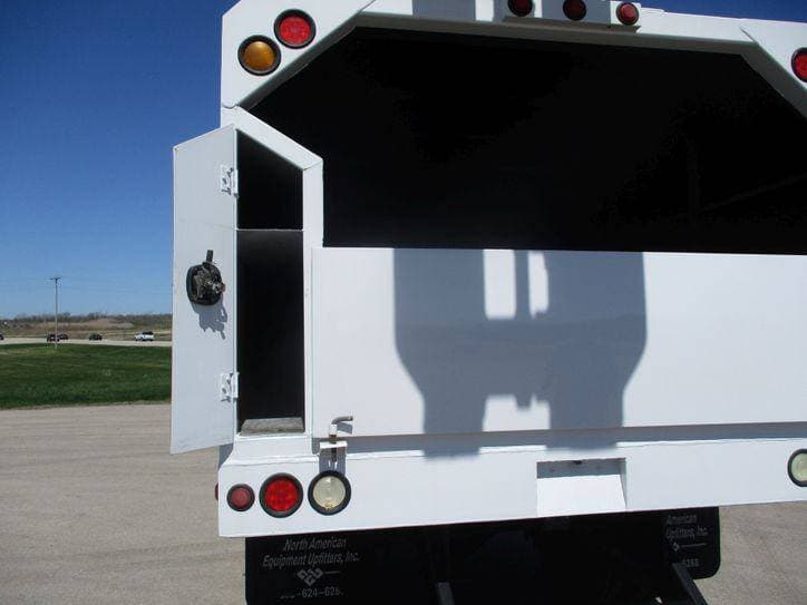 2008 Ford F-750 CHIPPER DUMP BUCKET BOOM TRUCK image 22