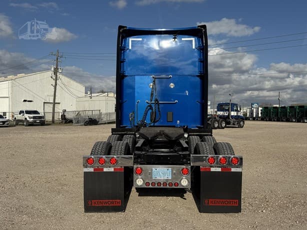 2021 Kenworth T680 image 6