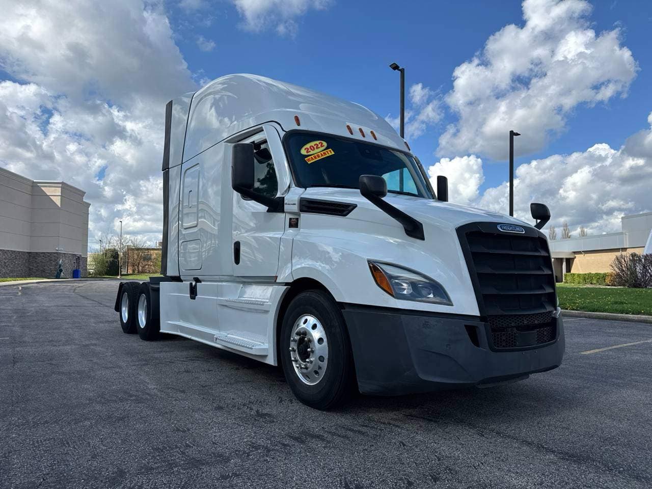 2022 Freightliner Cascadia 126 image 3