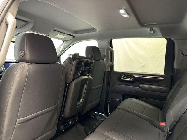 2025 Chevrolet Silverado 2500HD LT image 13