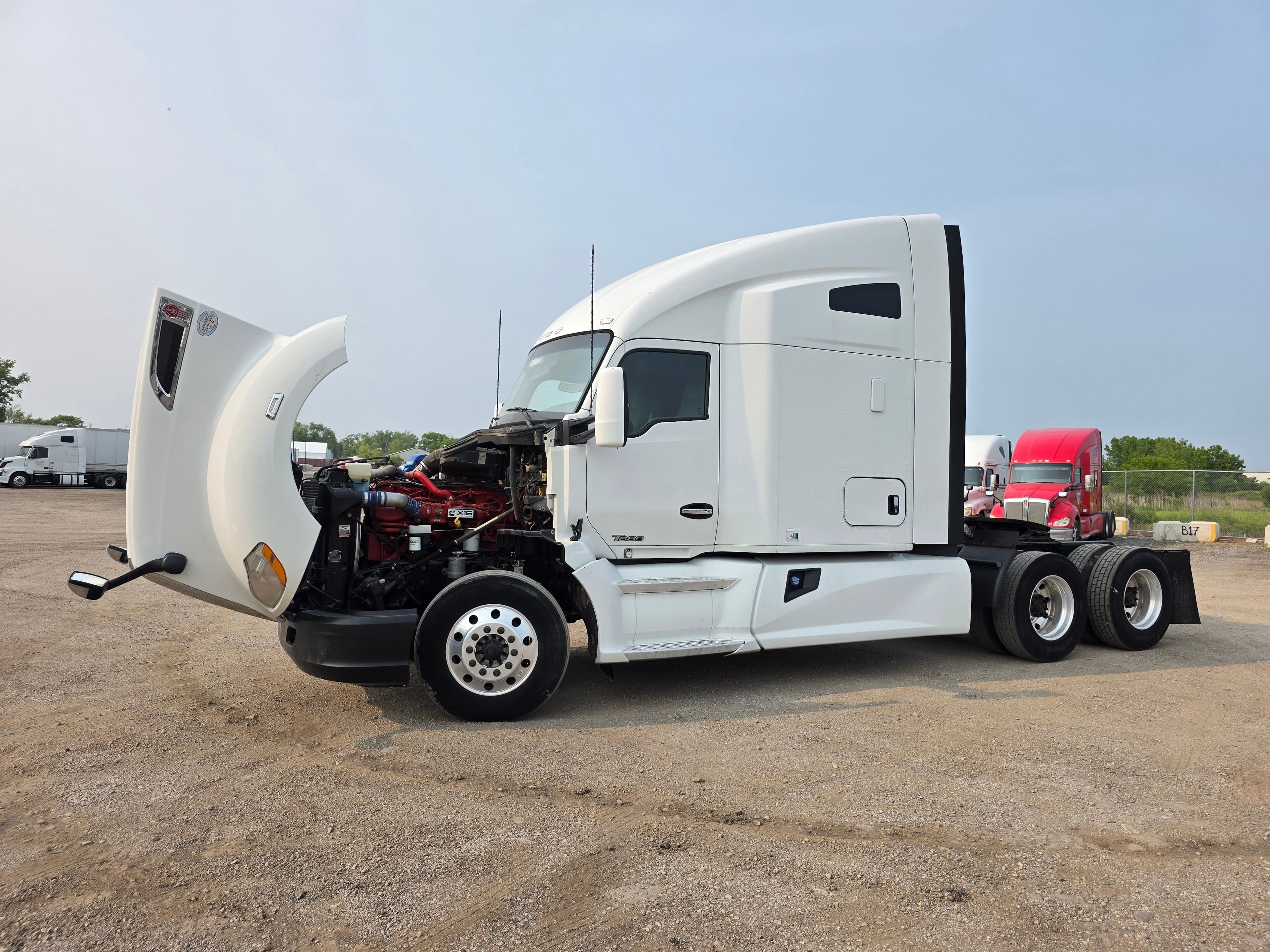 2018 Kenworth T680 image 4