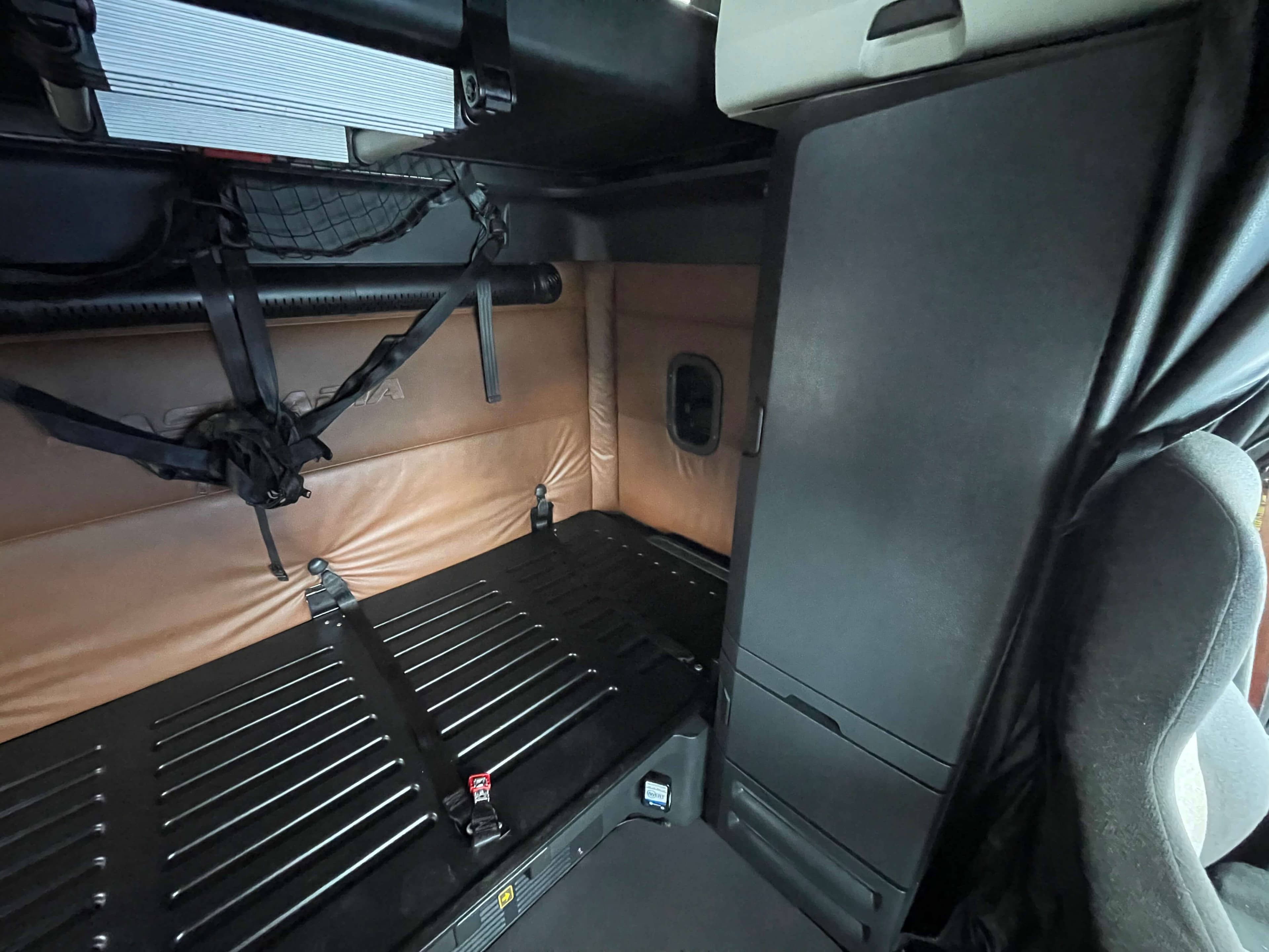 2022 Freightliner Cascadia 126 image 15