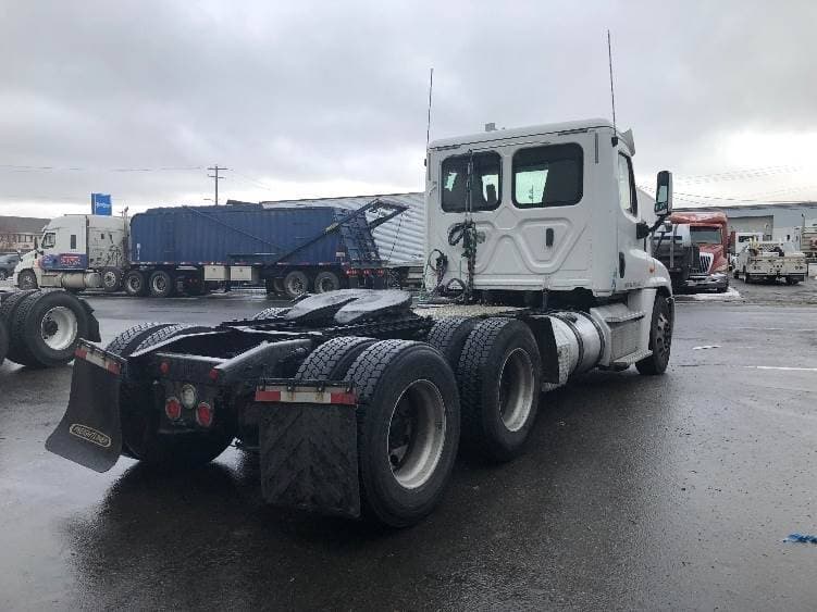 2018 Freightliner Cascadia image 7