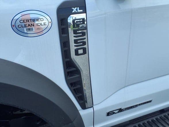 2026 Ford F550 SD XL image 17