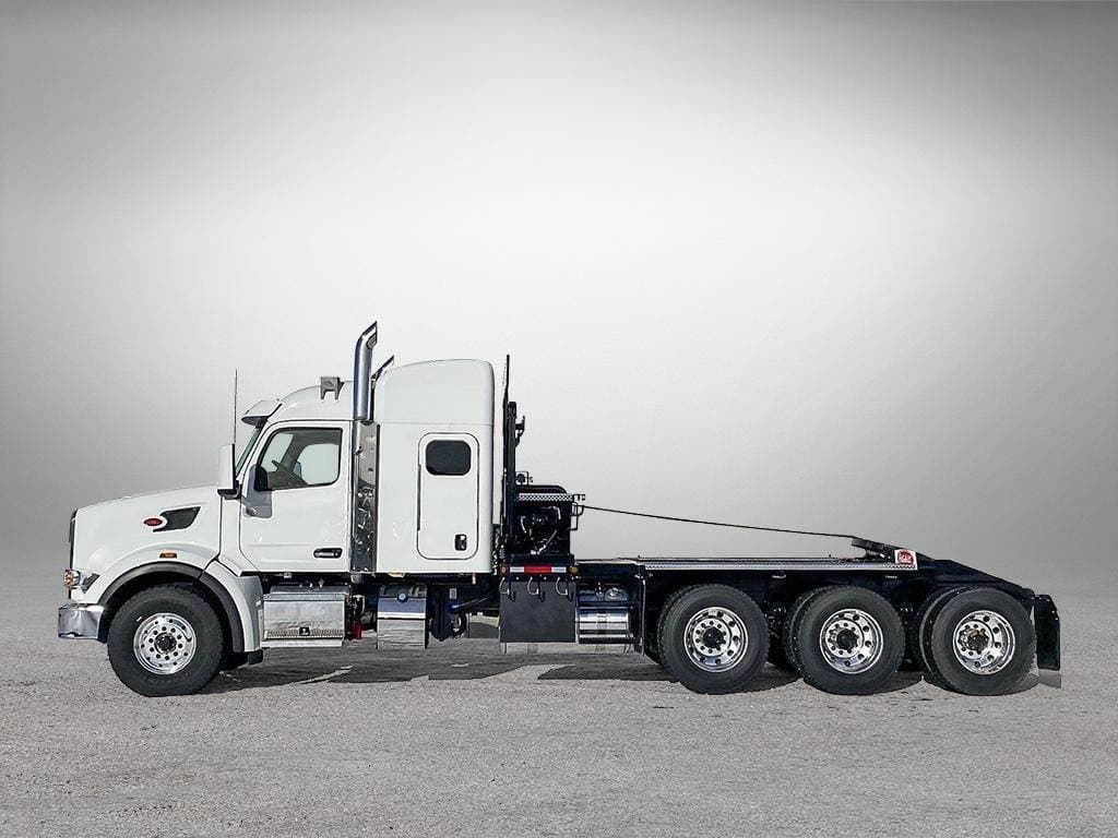 2024 Peterbilt 567 image 3
