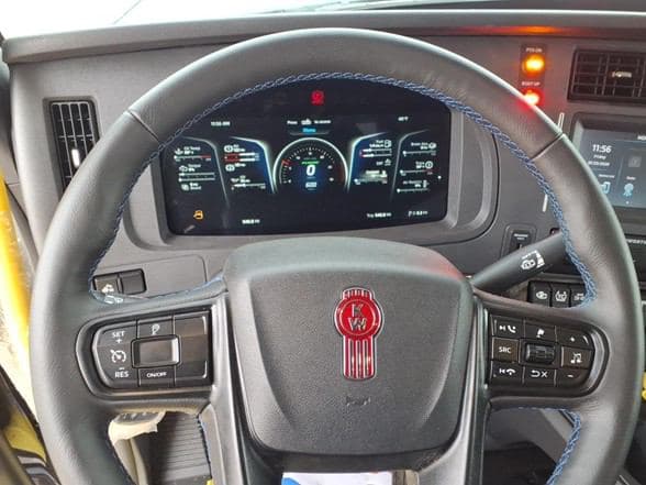 2026 Kenworth W990 image 15