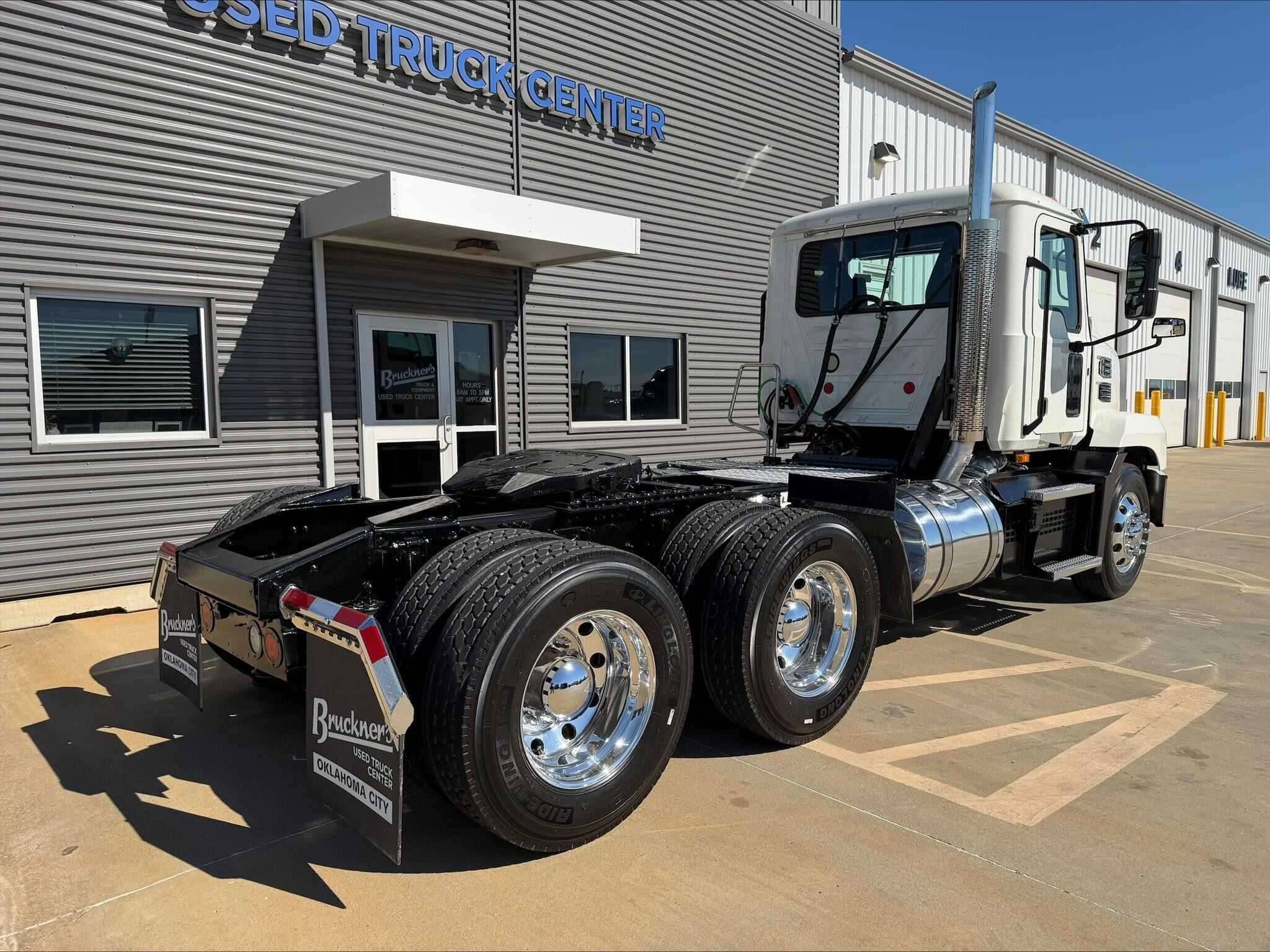 Used 2021 MACK ANTHEM Conventional - Day Cab in Oklahoma City, OK image 5