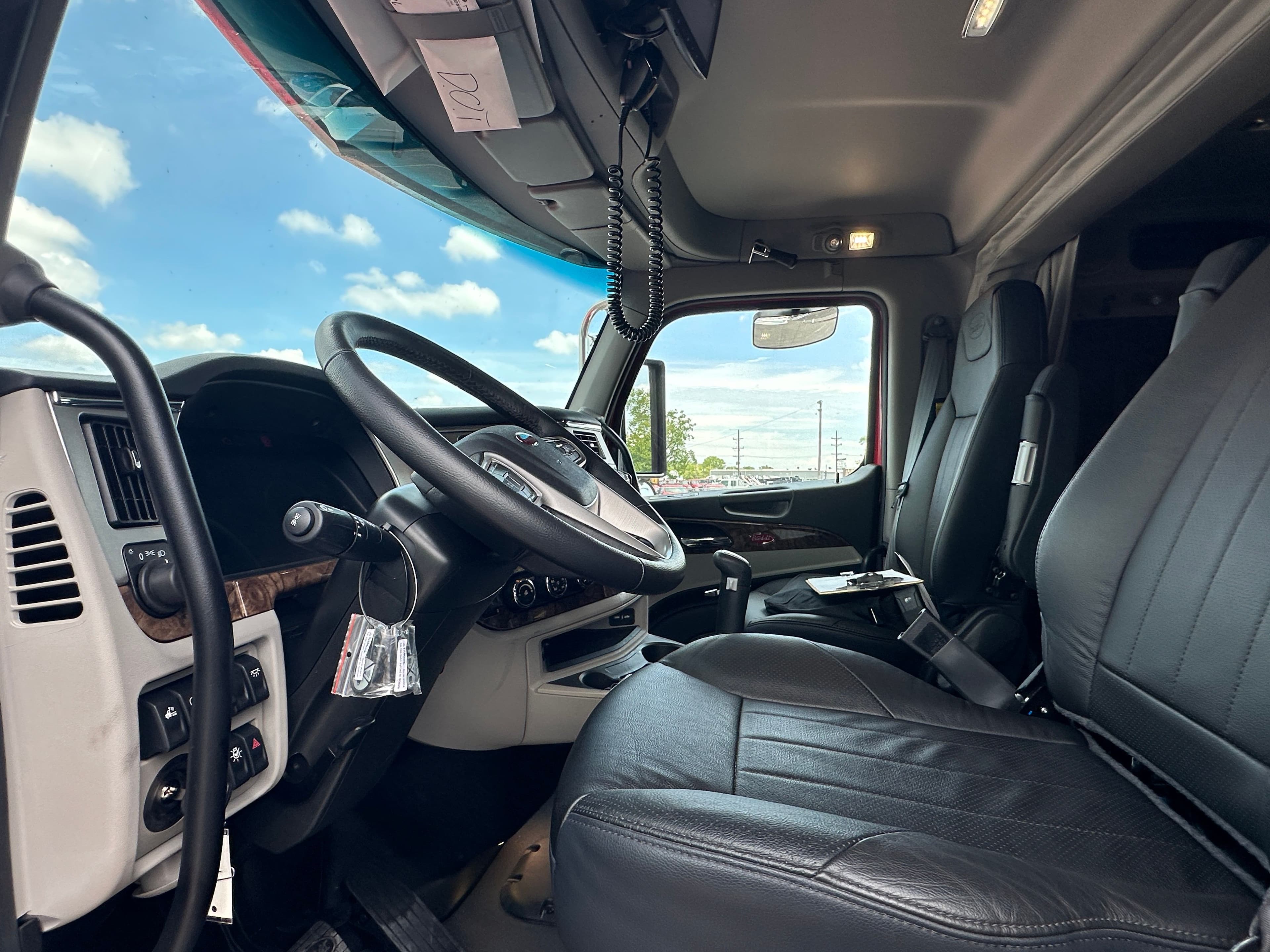 2025 Peterbilt 589 589 WITH A CENTURY 1150  (SK#: 6063C) image 12