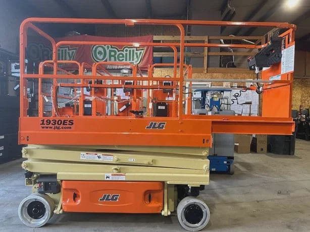 2015 JLG 1930ES image 3